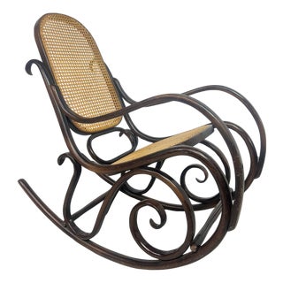Bentwood Rocking Chair from Thonet, 1940s For Sale