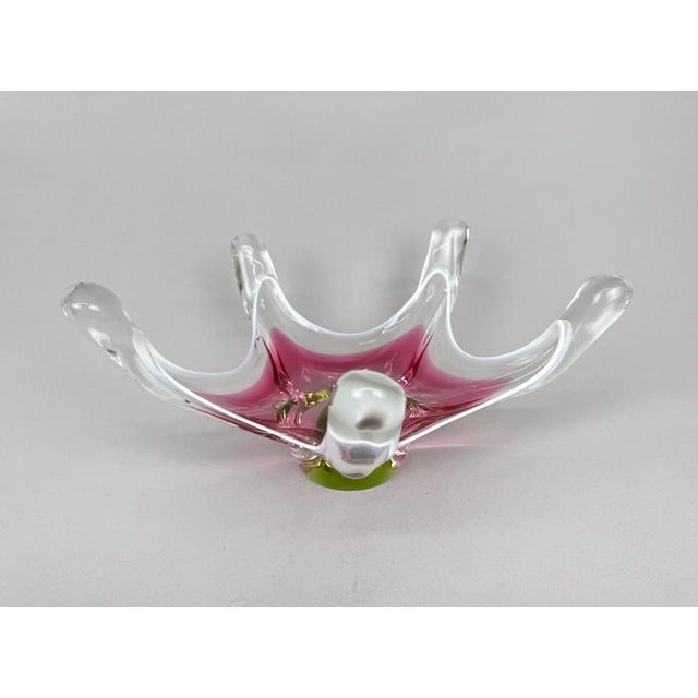 Glass Art Glass Bowl attributed to Josef Hospodka for Chribska Glassworks, 1960s For Sale - Image 7 of 10