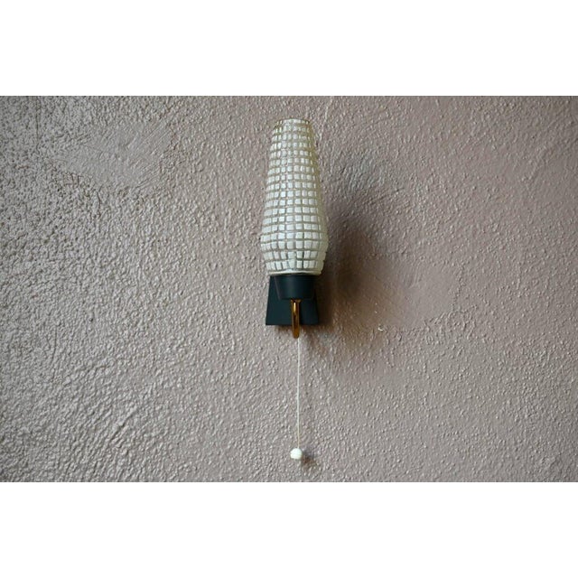 Mid-Century French Modernist Wall Sconces in Black and Gilt Metal and Printed Glass, 1950s, Set of 2 For Sale - Image 4 of 11
