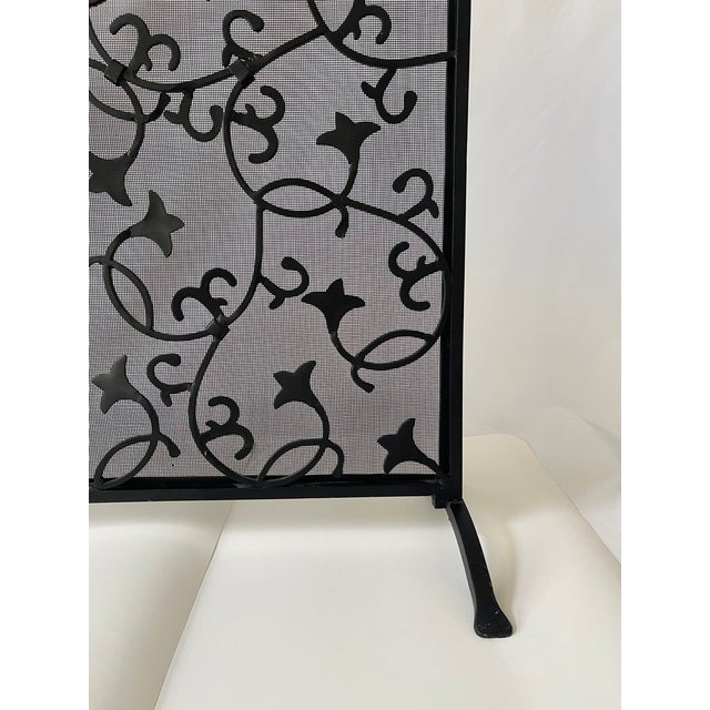 Arts & Crafts Vintage Botanical Ivy Scroll Design Blackened Steel Fireplace Screen For Sale - Image 3 of 11