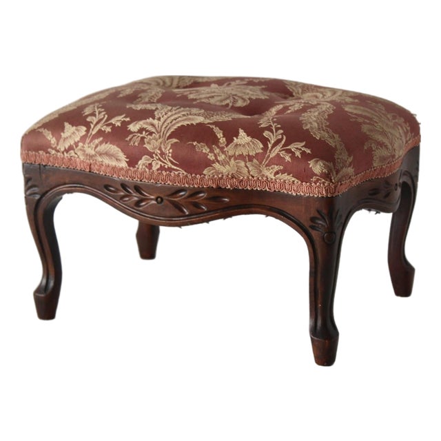 French Louis XV-style Carved Wood Upholstered Tufted Cabriole Legs Footstool Ottoman Vintage For Sale