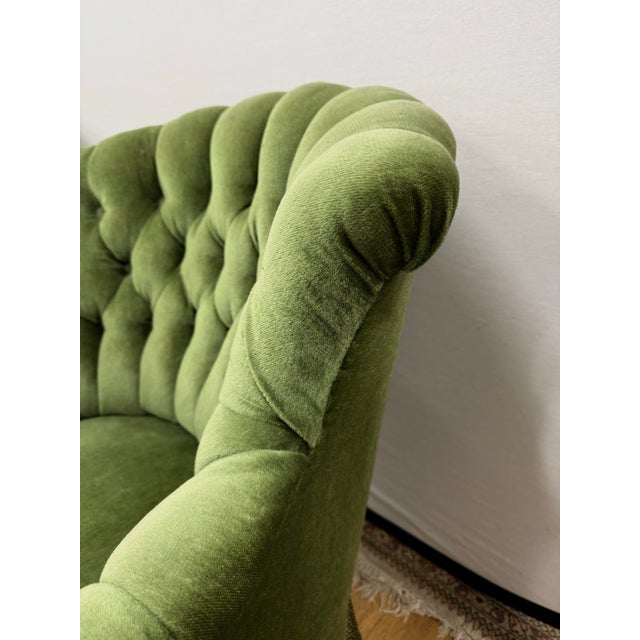1970s Pair of Green Tufted Chesterfield Velvet Lounge Club Chairs For Sale - Image 5 of 7