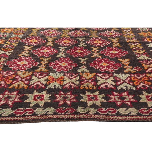Vintage Beni MGuild Moroccan Rug - 06'00 X 09'00 For Sale - Image 4 of 10