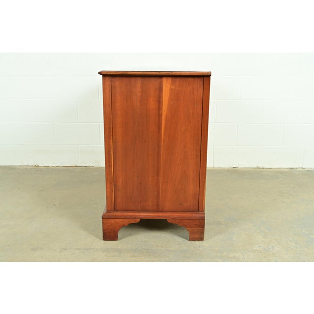 Kindel Furniture Georgian Carved Fruitwood Eight-Drawer Double Dresser, Circa 1980s For Sale - Image 13 of 16
