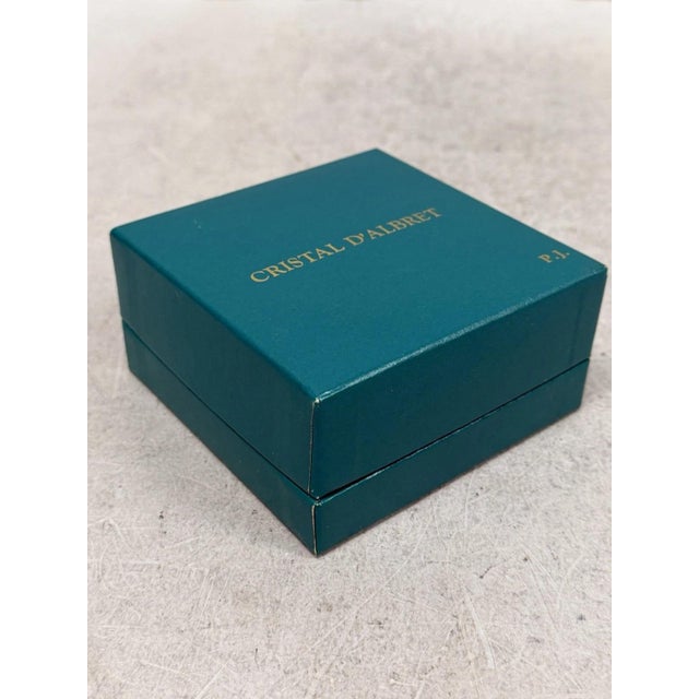 Cristal d'Albret France JFK Jackie Kennedy Sulphide Paperweight Faceted Green For Sale - Image 12 of 17