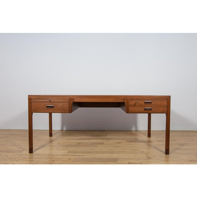 Mid-Century Modern Mid-Century Teak Desk by Ejner Larsen & Aksel Bender Madsen for Willy Beck, Denmark, 1950s For Sale - Image 3 of 18