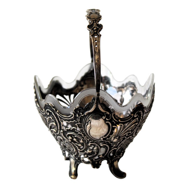 Bonbonniere in Silver with Original Glass Insert, 1890s For Sale