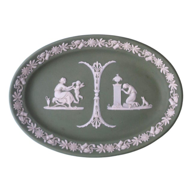 Wedgwood Jasperware Dish or Tray, Neoclassical Style, 20th Century, England For Sale