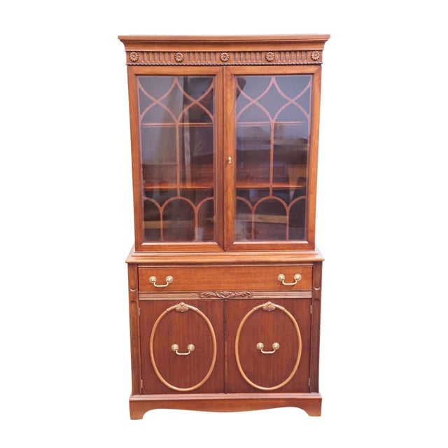 Traditional Vintage Antique Solid Mahogany Traditional Duncan Phyfe Inspired 39" China Cabinet 1236 For Sale - Image 3 of 15