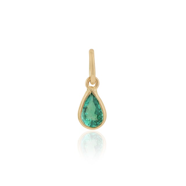 VR Jewels Minimalist 14k Gold Charm Fine Jewerlry Peardrop Emerald Pendant for Her For Sale - Image 4 of 16
