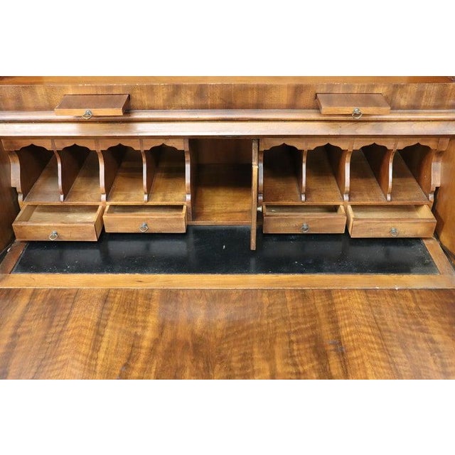 Wood John Widdicomb Walnut Aged Mirrored Tombstone Style Georgian Secretary For Sale - Image 7 of 9