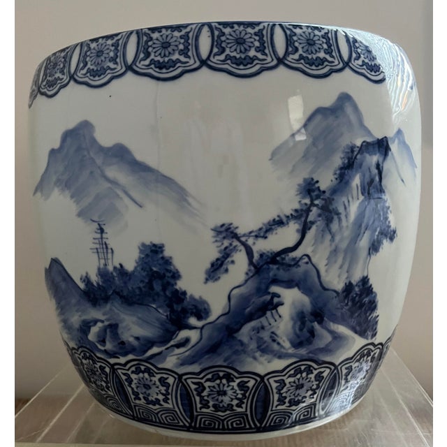 Late 19th Century Antique Blue and White Porcelain Hibachi (Charcoal Brazier) Circa 1880-1905 For Sale - Image 5 of 15