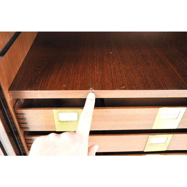 Se3 Sideboard attributed to Osvaldo Borsani for Tecno, 1960s For Sale - Image 16 of 18