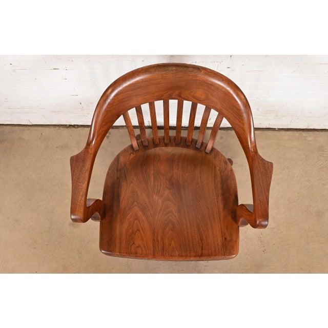 1940s Arts & Crafts Solid Walnut Executive Swivel Desk Chair by Johnson Chair Co. For Sale - Image 5 of 12