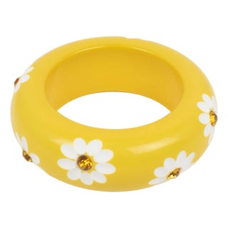 Massive Yellow Resin Bracelet Bangle With Carved Daisy Flowers For Sale