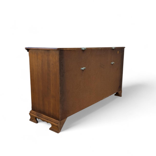 Vintage Traditional Nine-Drawer Wood Dresser With Bracket Feet For Sale - Image 11 of 11