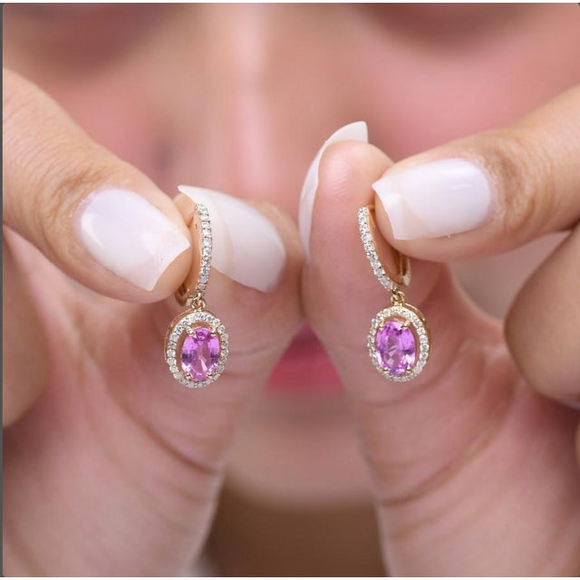 1.88 cts Natural pink sapphire and 0.44 cts diamond earrings in 18k gold For Sale - Image 13 of 18