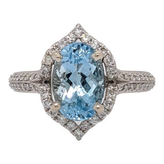 1.8ct Aquamarine Ring with Earth Mined Diamonds in Solid 14k Gold Oval 9x7mm For Sale