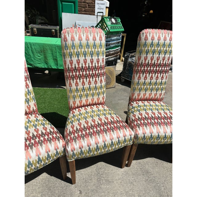1970s Collection of Colorful Patterned Dining Chairs- Set of 6 With 2 Captains Chairs For Sale In Atlanta - Image 6 of 11