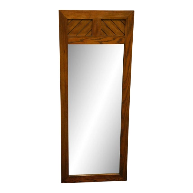 Thomasville Furniture Woodfield Collection Rustic Americana 19" Dresser / Wall Mirror 43711-230 For Sale
