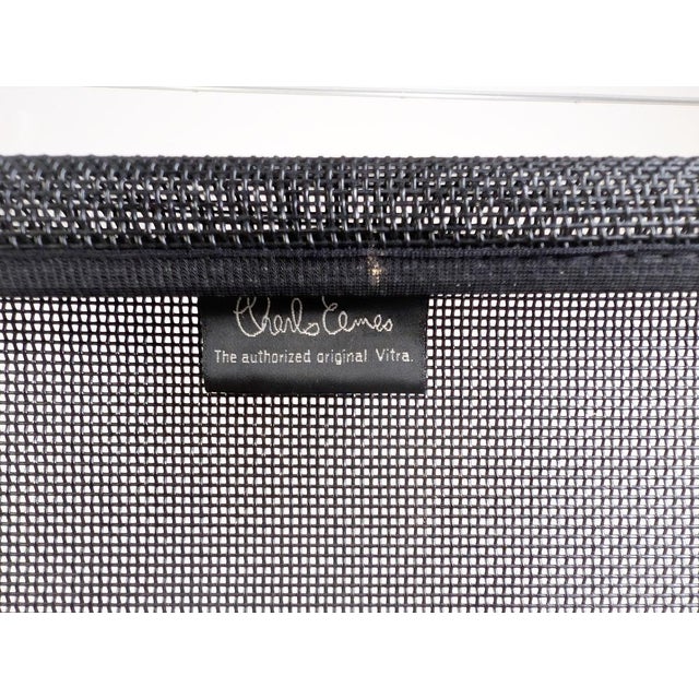 EA 115 Chair by Charles & Ray Eames for Vitra For Sale - Image 9 of 11