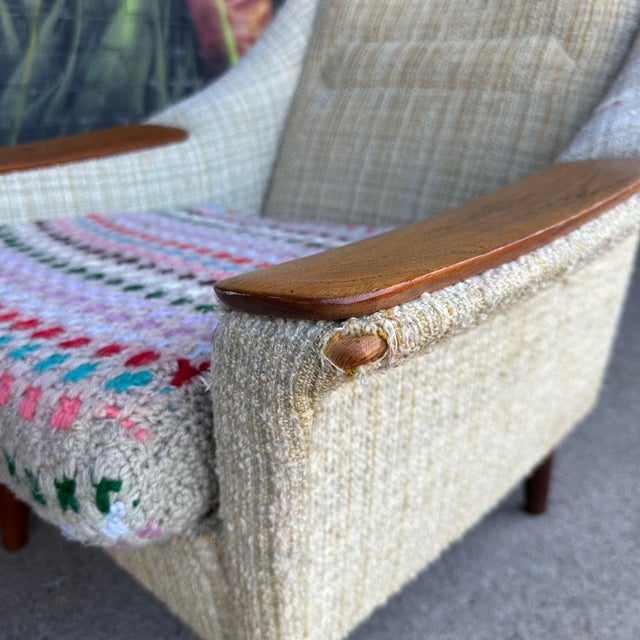 Pair of Mid Century Danish Modern Lounge Chairs For Sale In Cleveland - Image 6 of 11