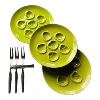 1950s French Chartreuse Porcelain Escargot Plates With Silverplate Forks & Tongs - 7 Piece For Sale