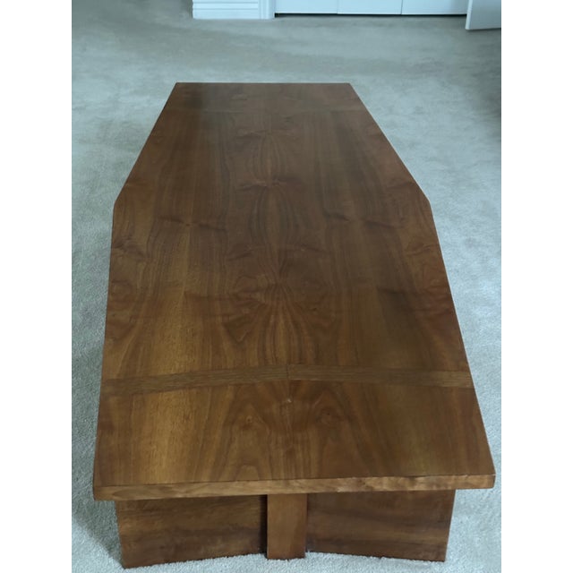We purchased this beautiful Lane walnut finished table in Rochester, NY in 1972. . It is in excellent condition with the...