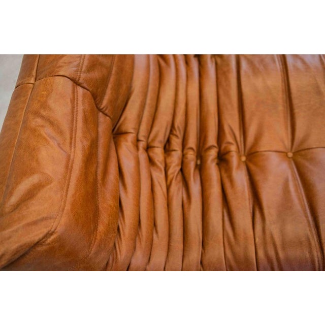 Togo Chaise Lounge in Pine Leather by Michel Ducaroy for Ligne Roset, 1974 For Sale - Image 17 of 18