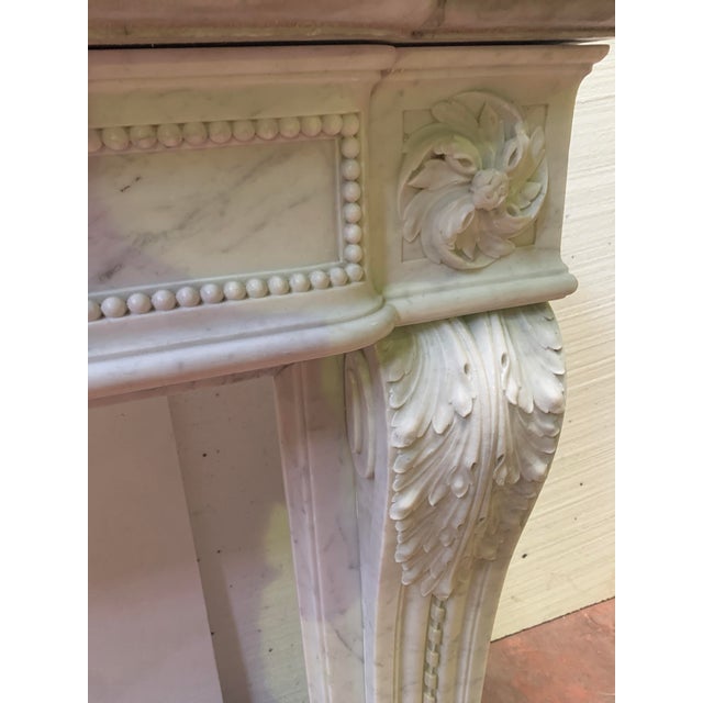 Louis XVI Style Fireplace in White Carrara Marble, 1800s For Sale - Image 6 of 18
