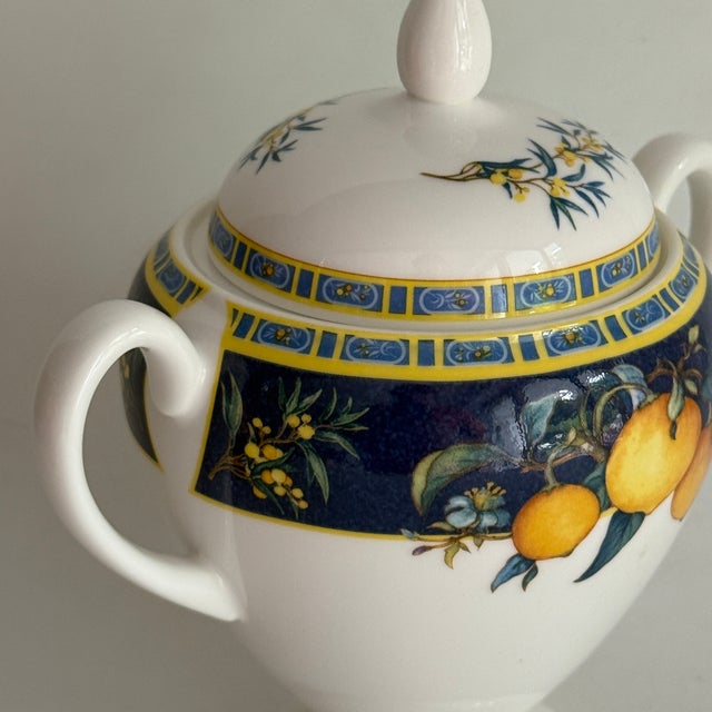 Vintage English Citrons Sugar Bowl from Wedgwood, 1993 For Sale - Image 4 of 5