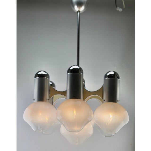 Chrome and Opaline Glass Globes Chandelier from Sciolari For Sale - Image 4 of 17