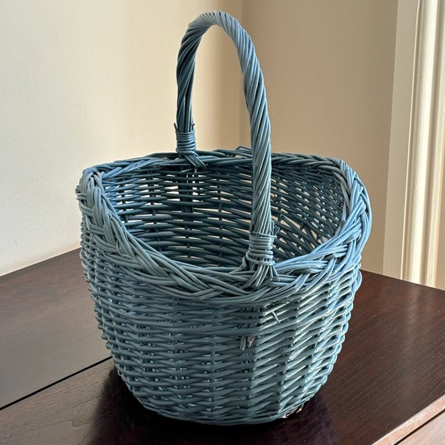 Mid 20th Century Vintage Cornflower Blue Market Basket For Sale - Image 5 of 11