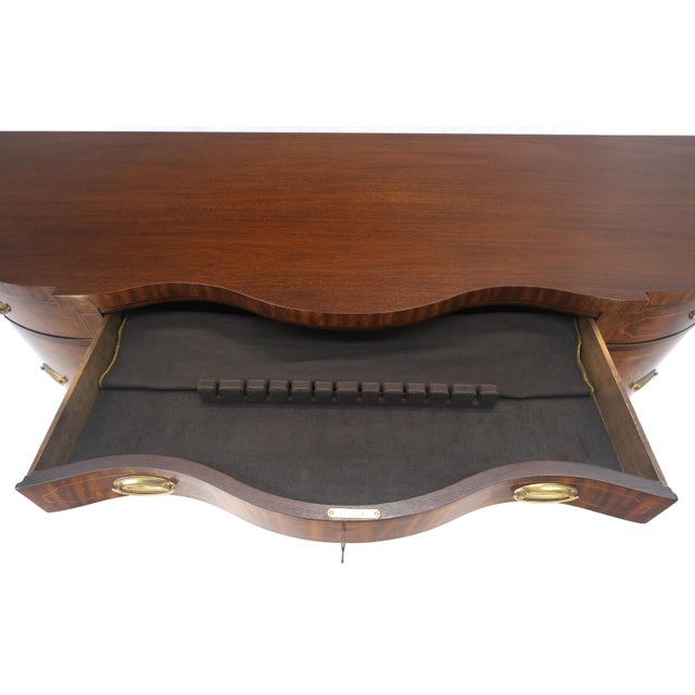 Brown Baker Crotch Mahogany Serpentine Front Federal Sideboard Credenza Cabinet For Sale - Image 8 of 11