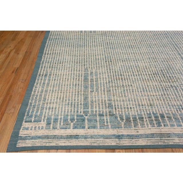 Modern Room Size Area Rug For Sale In New York - Image 6 of 7
