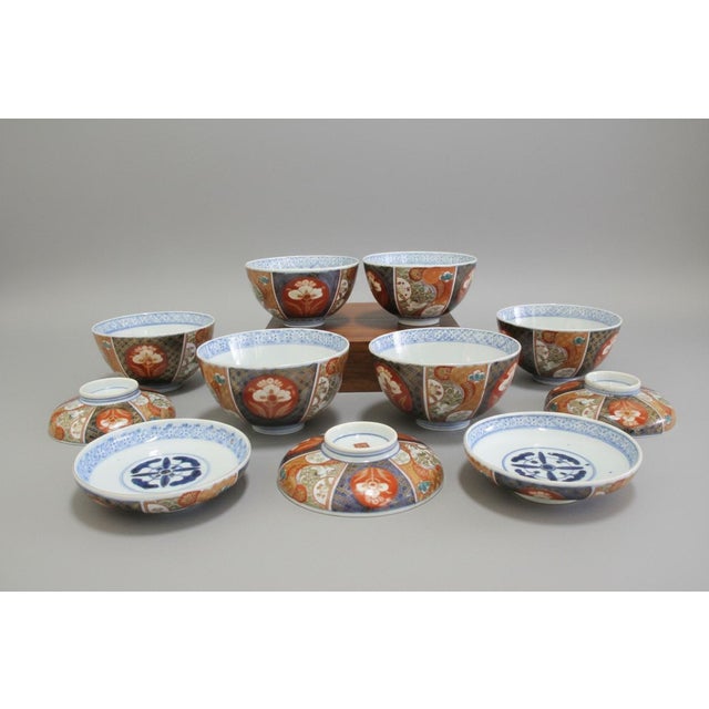 Japanese Japanese Imari Porcelain Covered Rice or Soup Bowl With Lid Set of 6 For Sale - Image 3 of 18