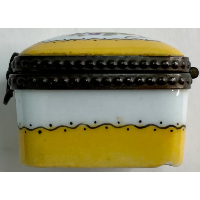 Gold Limoges France, Porcelain Trinket Box, Hand Painted For Sale - Image 8 of 11