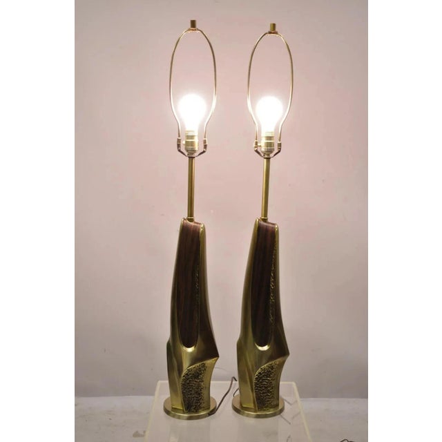 Vintage Mid Century Laurel Lamp Co. Style Brutalist Modernist Brass Sculptural Table Lamp - a Pair. Item features cast...