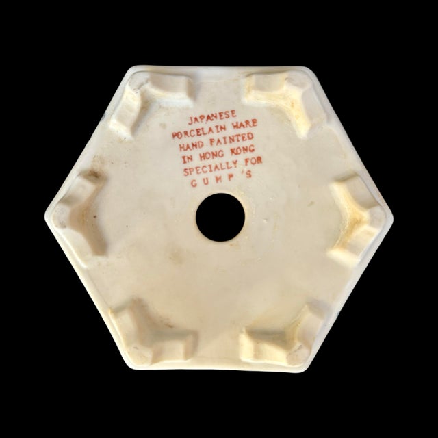 Vintage Japanese Hong Kong Ceramic Hand Painted Imari Planter For Sale In San Diego - Image 6 of 7