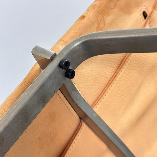 Set of Pk22 Lounge Chairs in Cognac Leather attributed to Poul Kjærholm for Fritz Hansen, 2003 For Sale - Image 13 of 15