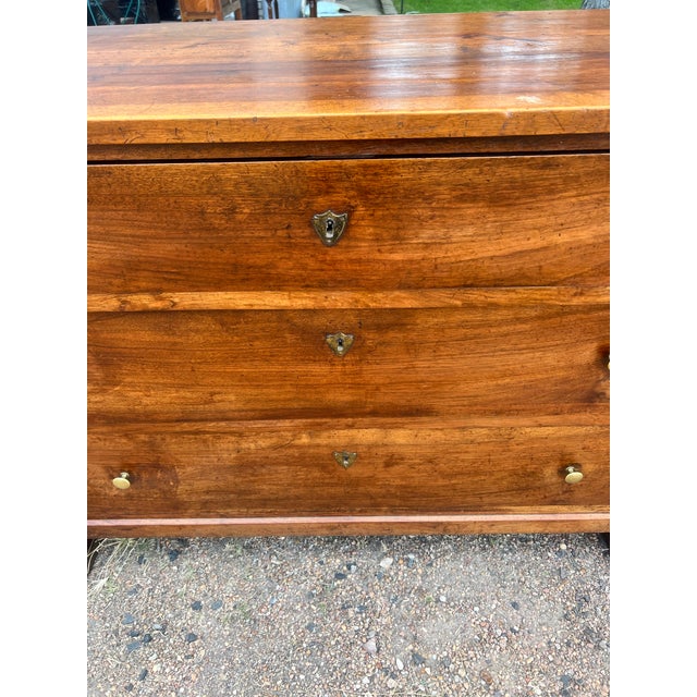 French 19th Century Louis Philippe Solid Walnut Chest of Drawers / Commode For Sale - Image 12 of 12