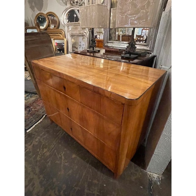 Fine 19th C German Biedermeier Walnut Commode For Sale - Image 10 of 10