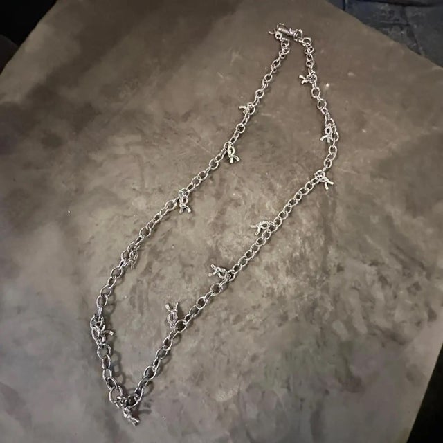 Contemporary 1990s Iconic Silver Plated Logo Chain Necklace by Roberta Di Camerino For Sale - Image 3 of 15