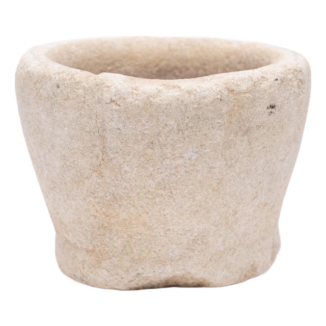 Vintage Chinese Chiseled Marble Kitchen Mortar, Early 20th Century For Sale
