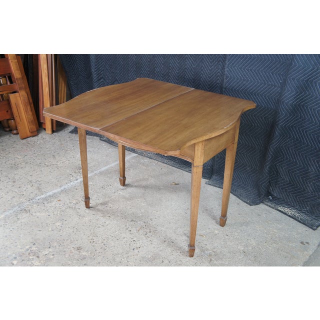 1940s Antique American Sheraton Painted Grain Serpentine Flip Top Console Game Table For Sale - Image 5 of 15