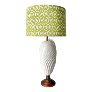 Vintage Porcelain Clamshell Lamp With Brass Accents and Green Trellis Shade For Sale