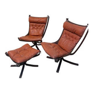 Pair of Vintage Cognac Leather/Beech Chairs and Ottoman For Sale