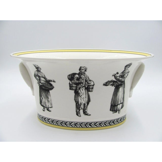 Canary Yellow Villeroy & Boch Audun Ferme Jardiniere With Handles For Sale - Image 8 of 8