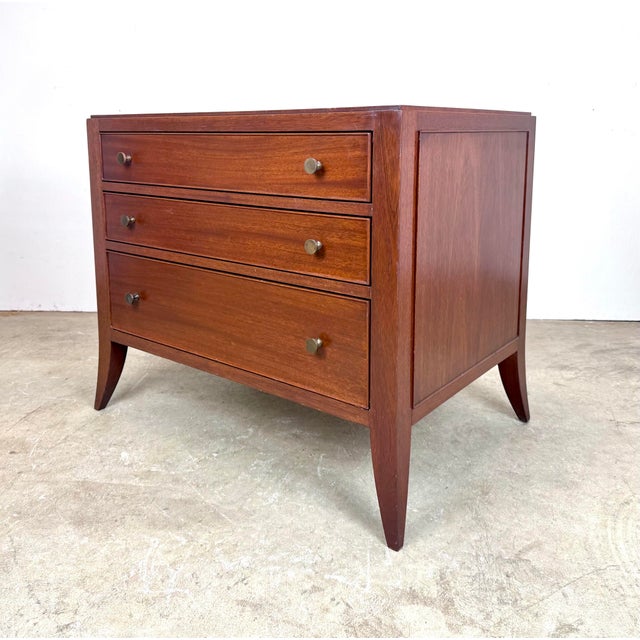 Contemporary Vintage Barbara Barry / Baker Style Mahogany Commode / Side Table / Nightstand For Sale - Image 3 of 12
