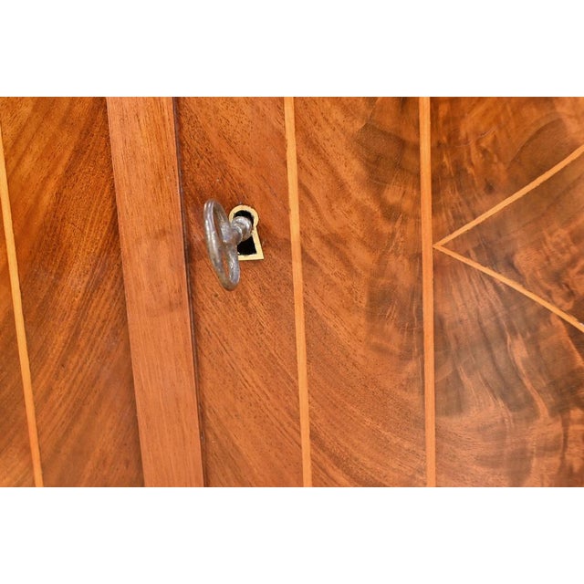 Burl Mahogany Buffet, Early 19th Century For Sale - Image 17 of 18